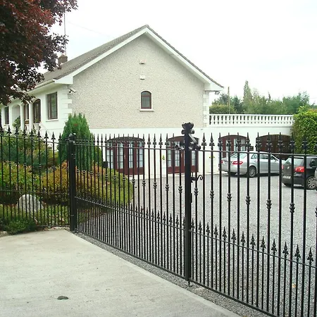 Bed & Breakfast Athlumney Manor Guest 4*